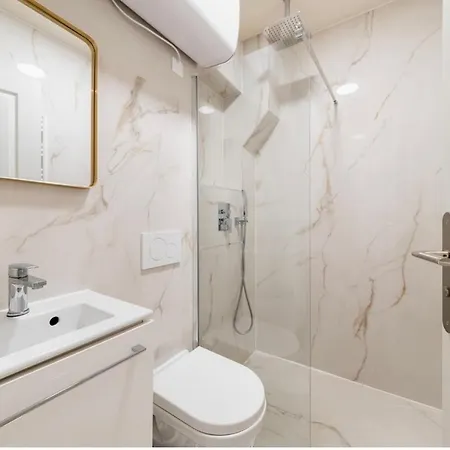 アパート Eiffel Tower パリ